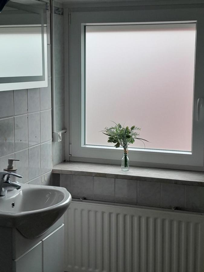 Апартаменти Tannenquartier - Ihr Ferienhaeuschen Gross Gronau Екстер'єр фото